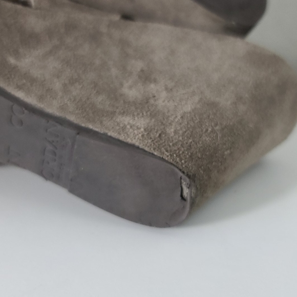 Cordani Leather wedges with strap and buckle - Picture 6 of 8